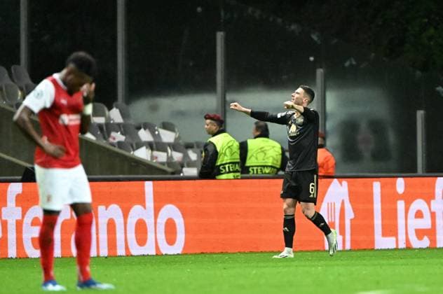 Football, Men, Season 2023 2024, UEFA Champions League Group C, Matchday 5 , SC Sporting Braga 1 FC Union Berlin, Robin Gosens 1 FC Union Berlin , Cheering after goal to 0 1, 29 11 2023, Copyright: xMatthiasxKochx