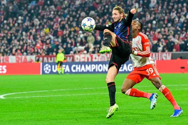 v li Rasmus FALK FC Copenhagen, 33 Mathys TEL FC Bayern Munich, FCB, 39 in duel, duel, tackle, dynamic, action, action, 29 11 2023, Munich Germany , football, UEFA Champions League, group stage, FC Bayern Munich FC Copenhagen xslx