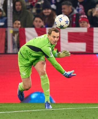 Manuel NEUER, goalkeeper FCB 1 defend in the group stage match FC BAYERN MUENCHEN - FC COPENHAGEN of football UEFA Champions League in season 2023 2024 in Munich, Nov 29, 2023. Gruppenphase, Kopenhagen, FCB, München