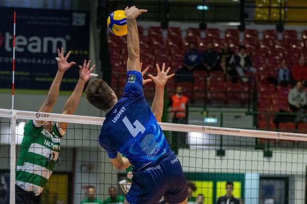 Volleyball CEV Cup Men match - Mint Vero Volley Monza vs Sporting Lisbona during CEV Volleyball Cup Men 2024 match between Miny VeroVolley Monza and Sporting CP Lisbona at Opiquad Arena, Monza, Italy on November 29, 2023 during Mint Vero Volley Monza vs Sporting Lisbona, Volleyball CEV Cup Men match in Monza, Italy, November 29 2023 Monza Italy  Copyright: xIPAxSport ABACAx