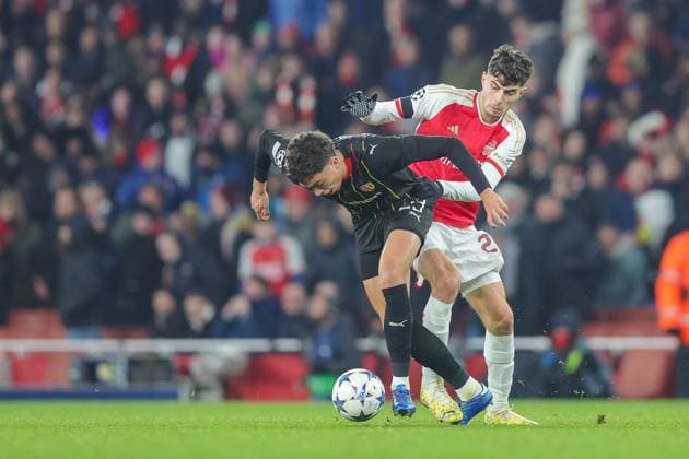 Arsenal v RC Lens Champions League 29 11 2023. Lens midfielder Neil El Aynaoui (23) and Arsenal midfielder Kai Havertz (29) battle for the ball during the Champions League match between Arsenal and RC Lens at the Emirates Stadium, London, England on 29 November 2023. London Emirates Stadium Greater London England Editorial use only , Copyright: xToyinxOshodix PSI-18466-0069