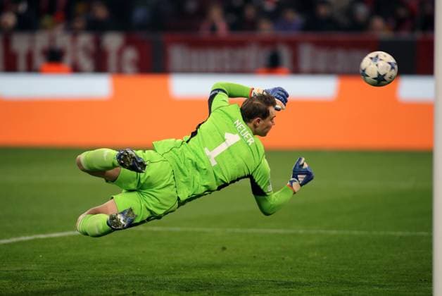 Munich, Germany 29 November 2023 Football, Men, Champions League, Matchday 5, Season 2023 2024, FC Bayern Munich FC Copenhagen, Allianz Arena Manuel Neuer FC Bayern Munich flies after a ball, jump, parade, single action, free position, full body shot