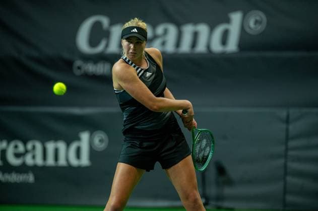 Andorra Open 2023 Clara Tauson of Denmark is playing against Victoria Jimenez Kasintseva of Andorra during the Round of 32 of the Creand Andorra Open Women s Tennis Association WTA, Tennis Damen 2023 tennis tournament at the Poliesportiu d Andorra in Andorra La Vella, Andorra, on November 29, 2023. Andorra  Copyright: xMartinxSilvaxCosentinox originalFilename:silvacosentino-claratau231129_npEdK.jpg
