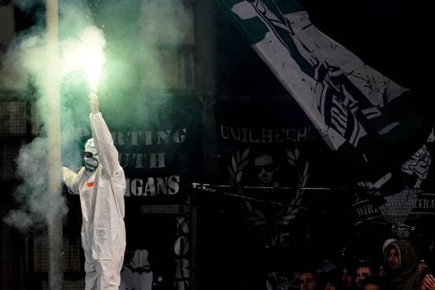 Fußball, EL, Atalanta Bergamo - Sporting Lissabon Foto Spada LaPresse 30 Novembre 2023 - Bergamo , Italia - calcio - Atalanta vs Sporting Lisbona - Europa League 2023 2024 - Stadio Gewis Nella foto: tifosi (Sporting CP) 30 November , 2023 Bergamo , Italy - sport, calcio - Atalanta vs Sporting Lisboa , Europa League 2023 2024 - Gewis Stadium - In the pic : supporters (Sporting CP)  Copyright: xSpada LaPressex