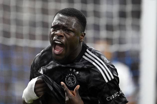 MARSEILLE - Brian Brobbey of Ajax celebrates the 1-1 during the UEFA Europa League group B match between Olympique Marseille and Ajax Amsterdam at Stade de Marseille on November 30, 2023 in Marseille, France. ANP OLAF KRAAK UEFA Europa League 2023 24 2023 2024 xVIxANPxSportx xxANPxIVx 485135710 originalFilename: 485135710.jpg
