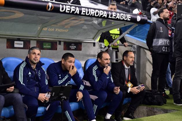Fußball, EL, Olympique Marseille - Ajax Amsterdam MARSEILLE - (l-r) Ajax assistant coach Said Bakkati, Ajax assistant coach Hedwiges Maduro, Ajax assistant coach Michael Valkanis, Ajax coach John van t Schip during the UEFA Europa League match in group B between Olympique Marseille and Ajax Amsterdam in Stade de Marseille on November 30, 2023 in Marseille, France. ANP OLAF KRAAK UEFA Europa League 2023 24 2023 2024 xVIxANPxSportx xxANPxIVx 485136491 originalFilename: 485136491.jpg