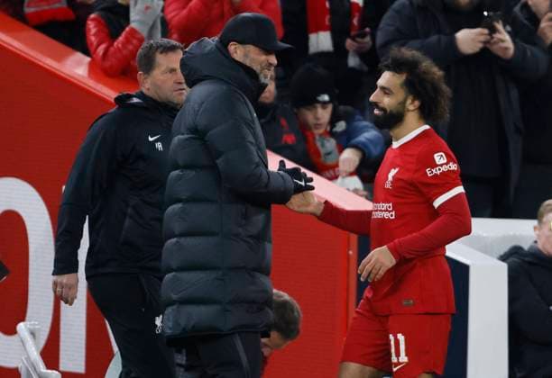 Liverpool FC v LASK: Group E - UEFA Europa League 2023 24 Mohamed Salah of Liverpool is substituted by Jurgen Klopp, Manager of Liverpool during the UEFA Europa League 2023 24 match between Liverpool FC and LASK at Anfield on November 30, 2023 in Liverpool, England. Liverpool Anfield England United Kingdom Copyright: xRichardxSellers Sportsphoto APLx 13962404