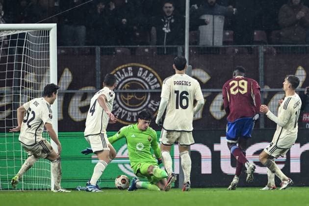 Fußball, EL, Servette Genf - AS Rom Cm Ginevra (Svizzera) 30 11 2023 - Europa League Servette-Roma foto Cristiano Mazzi Image nella foto: gol Chris Vianney Bedia 