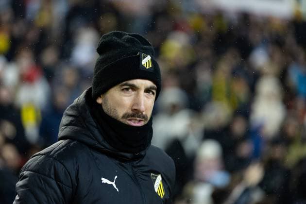 231130 Assistant coach Martin Foyston of BK Häcken during the UEFA Europa League soccer match between BK Häcken and Bayer Leverkusen on November 30, 2023 in Gothenburg Photo Michael Erichsen BILDBYRAN COP 89 MI0578 bayer leverkusen bbeng bk häcken football fotball fotboll fotboll soccer uefa europa league  Copyright: MICHAELxERICHSEN BB231130MI078