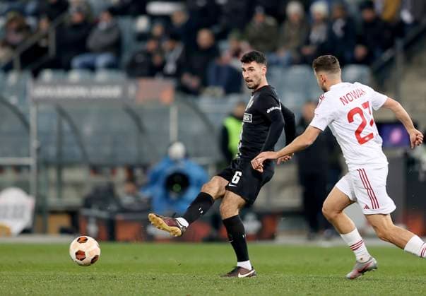 SOCCER - UEFA EL, Sturm vs Czestochowa GRAZ,AUSTRIA,30.NOV.23 - SOCCER - UEFA Europa League, group stage, SK Sturm Graz vs Rakow Czestochowa. Image shows Alexandar Borkovic (Sturm) and Bartosz Nowak (Czestochowa) .  GEPAxpictures xHansxOberlaender