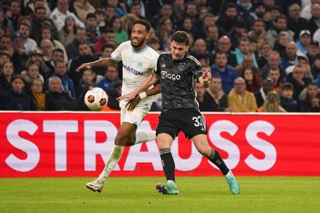 Benjamin Tahirovic (Ajax) - Pierre Emerick Aubameyang (Olympique de Marseille) FOOTBALL : Olympique de Marseille vs Ajax d™Amsterdam - Europa League - Phase de groupe - Marseille - 30 11 2023 NorbertScanella Panoramic 
