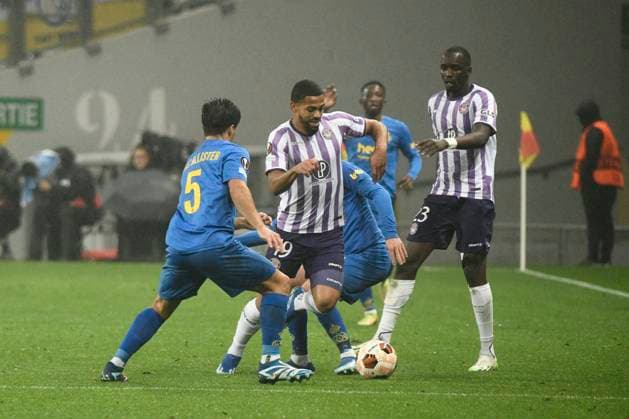 Frank MAGRI (TFC) Match Toulouse Football Club vs. Union Saint-Gilloise de la phase de groupes de l™UEFA Europa League au Stadium de Toulouse, le 30 Novembre 2023. FOOTBALL : Toulouse Football Club vs. Union Saint Gilloise - Europa League ValentinaClaret Panoramic 