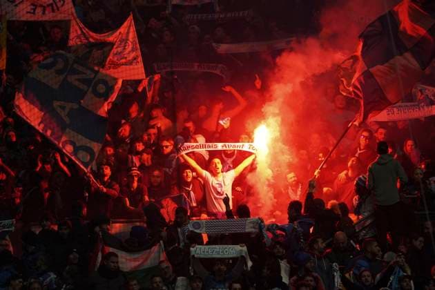 Sport Bilder des Tages Supporters de l™Olympique de Marseille FOOTBALL : Olympique de Marseille vs Ajax d™Amsterdam - Europa League - Phase de groupe - Marseille - 30 11 2023 NorbertScanella Panoramic 