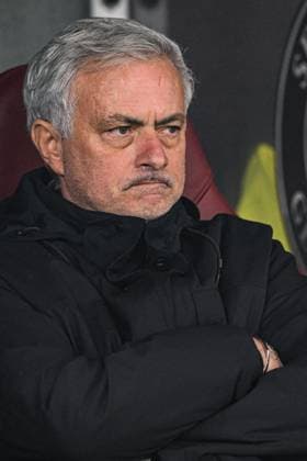 Geneve, Switzerland, 30.11.23: Head Coach Roma Jose Mourinho during the Europa League group stage match between Servette FC and AS Roma at Stade de Geneve in Geneve, Switzerland Soccer (Cristiano Mazzi SPP) Copyright: xCristianoxMazzix xSPPx spp-en-CrMaSp-CM1_2090