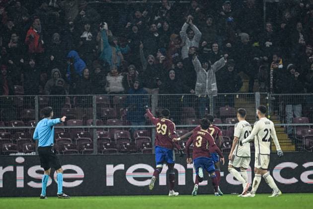 Geneve, Switzerland, 30.11.23: Chris Bedia (29 Servette) celebrates his goal during the Europa League group stage match between Servette FC and AS Roma at Stade de Geneve in Geneve, Switzerland Soccer (Cristiano Mazzi SPP) Copyright: xCristianoxMazzix xSPPx spp-en-CrMaSp-CM1_2477