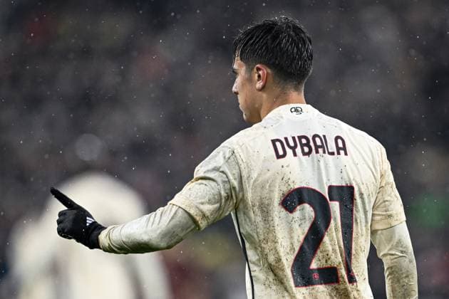 Geneve, Switzerland, 30.11.23: Paulo Dybala (21 Roma) during the Europa League group stage match between Servette FC and AS Roma at Stade de Geneve in Geneve, Switzerland Soccer (Cristiano Mazzi SPP) Copyright: xCristianoxMazzix xSPPx spp-en-CrMaSp-CM1_3942