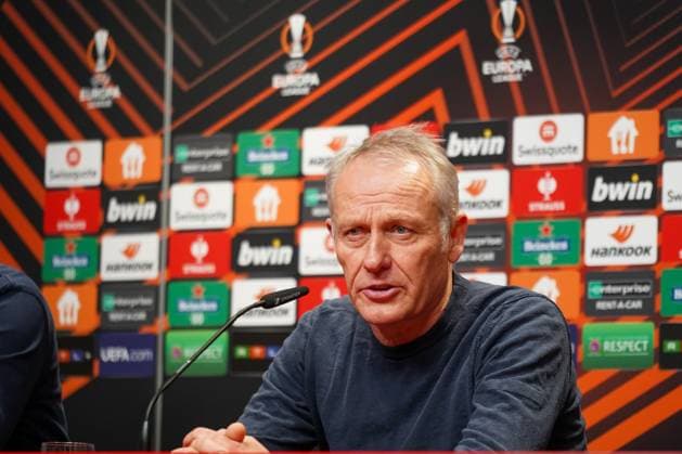 SC Freiburg Olympiacos FC Football UEFA Europa League 2023 2024, Matchday 5, SC Freiburg Olympiacos Piraeus, Europa Park Stadium, Freiburg Freiburg coach Christian Streich