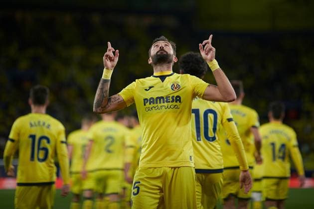 (231201) -- VILA-REAL, Dec. 1, 2023 -- Villarreal s Jose Luis Morales (front) celebrates after scoring a goal during the UEFA Europa League group F match between Villarreal CF and Panathinaikos FC in Vila-Real, Spain, Nov. 30, 2023. (Photo by Pablo Morano Xinhua) (SP)SPAIN-VILA-REAL-UEFA EUROPA LEAGUE-VILLARREAL CF VS PANATHINAIKOS FC MengxDingbo 