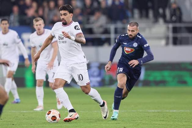 TSC BACKA TOPOLA vs WEST HAM LUCAS PAQUETA vs IFET DJAKOVAC football TSC Backa Topola vs West Ham UEFA Europa league TSC arena stadium, Backa Topola, Serbia 30.11.2023 Foto: FOOTBALL, UEFA EUROPA LEAGUE, TSC BACKA TOPOLA, West Ham Backa Topola TSC Arena Serbia Copyright: xMarkoxMetlas xMNxPressx