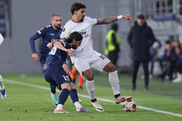 TSC BACKA TOPOLA vs WEST HAM LUCAS PAQUETA vs MILOS CVETKOVIC football TSC Backa Topola vs West Ham UEFA Europa league TSC arena stadium, Backa Topola, Serbia 30.11.2023 Foto: FOOTBALL, UEFA EUROPA LEAGUE, TSC BACKA TOPOLA, West Ham Backa Topola TSC Arena Serbia Copyright: xMarkoxMetlas xMNxPressx