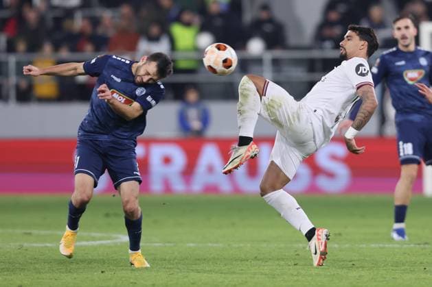 TSC BACKA TOPOLA vs WEST HAM LUCAS PAQUETA vs MILAN RADIN football TSC Backa Topola vs West Ham UEFA Europa league TSC arena stadium, Backa Topola, Serbia 30.11.2023 Foto: FOOTBALL, UEFA EUROPA LEAGUE, TSC BACKA TOPOLA, West Ham Backa Topola TSC Arena Serbia Copyright: xMarkoxMetlas xMNxPressx