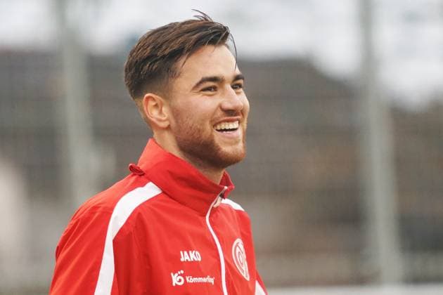 Football, David Mamutovic moves from 1 FSV Mainz 05 to SV Sandhausen