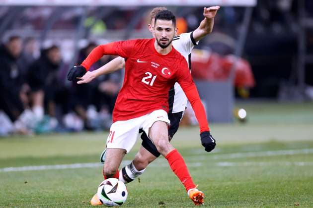 AKBABA Emre Team Turkey with KIMMICH Joshua DFB Freundschaftsspiel Deutschland Tuerkei 2 3 am 18 11 2023 in Berlin DFL REGULATIONS PROHIBIT ANY USE OF PHOTOGRAPHS as IMAGE SEQUENCES and or QUASI VIDEO Copyright: xLacixPerenyix