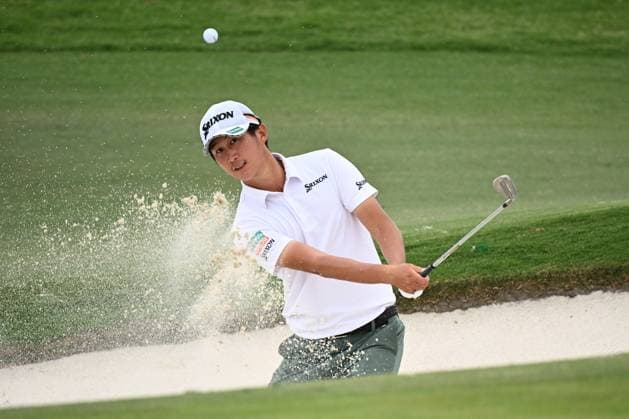 GOLF AUSTRALIAN OPEN, Rikuya Hoshino of Japan plays a shot from the bunker on the 18th hole during Round 3 of the Australian Open 2023 at the Australian Golf Club in Sydney, Saturday, December 2, 2023. ( NO ARCHIVING, EDITORIAL USE ONLY, NO USE IN BOOKS WITHOUT CONSENT SYDNEY NEW SOUTH WALES AUSTRALIA  Copyright: xDANxHIMBRECHTSx 20231202001872601476