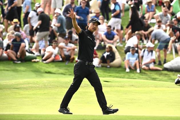 GOLF AUSTRALIAN OPEN, Min Woo Lee of Australia gestures to the gallery after finishing Round 3 of the Australian Open 2023 at the Australian Golf Club in Sydney, Saturday, December 2, 2023. ( NO ARCHIVING, EDITORIAL USE ONLY, NO USE IN BOOKS WITHOUT CONSENT SYDNEY NEW SOUTH WALES AUSTRALIA  Copyright: xDANxHIMBRECHTSx 20231202001872609051