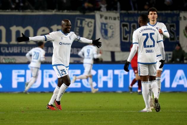 02 12 2023, xgox, Fußball 2 Bundesliga, 1 FC Magdeburg 1 FC Kaiserslautern emspor, v l Torjubel nach dem Tor zum celebrating the goal celebrate 1 0 durch Luc Castaignos 1 FC Magdeburg DFL DFB REGULATIONS PROHIBIT ANY USE OF PHOTOGRAPHS as IMAGE SEQUENCES and or QUASI VIDEO Magdeburg