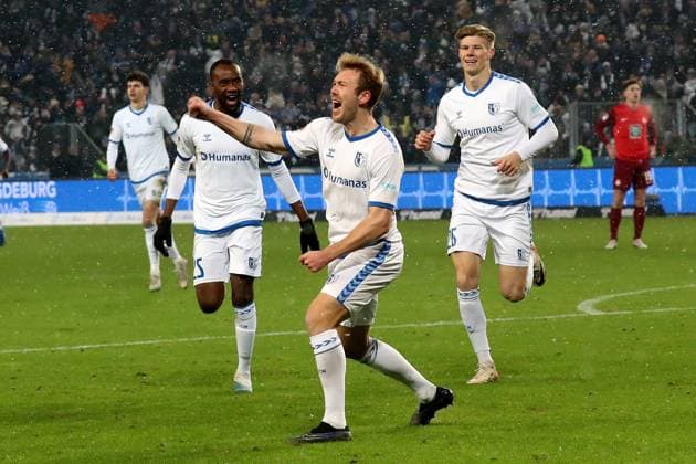02 12 2023, xgox, Fußball 2 Bundesliga, 1 FC Magdeburg 1 FC Kaiserslautern emspor, v l Torjubel nach dem Tor zum celebrating the goal celebrate 3 1 durch Connor Krempicki 1 FC Magdeburg DFL DFB REGULATIONS PROHIBIT ANY USE OF PHOTOGRAPHS as IMAGE SEQUENCES and or QUASI VIDEO Magdeburg