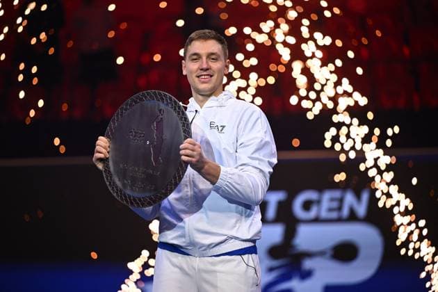 Medjedovic Wins Next Gen ATP, Tennis Herren Finals - Jeddah Hamad Medjedovic (SER) during the final at the 2023 Next Gen ATP Finals in Jeddah, SAUDI ARABIA, on December 2, 2023. Photo by Corinne Dubreuil ABACAPRESS.COM Jeddah Saudi Arabia  Copyright: xDubreuilxCorinne ABACAx