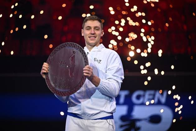 Medjedovic Wins Next Gen ATP, Tennis Herren Finals - Jeddah Hamad Medjedovic (SER) during the final at the 2023 Next Gen ATP Finals in Jeddah, SAUDI ARABIA, on December 2, 2023. Photo by Corinne Dubreuil ABACAPRESS.COM Jeddah Saudi Arabia  Copyright: xDubreuilxCorinne ABACAx