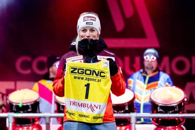 ALPINE SKIING - FIS WC Mont-Tremblant MONT-TREMBLANT,CANADA,02.DEC.23 - ALPINE SKIING - FIS World Cup, giant slalom, ladies, bib draw. Image shows Lara Gut-Behrami (SUI).  GEPAxpictures xMaticxKlansek