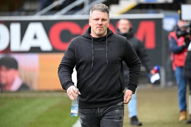 Paderborn, Home Deluxe Arena, 03 12 23, GER, Herren, 2 Bundesliga, Saison 2023 2024, SC Paderborn 07 Hannover 96 Bild Trainer Lukas KWASNIOK Paderborn Only for editorial use DFL regulations prohibit any use of photographs as image sequences and or quasi video NRW Germany