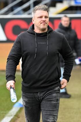 Paderborn, Home Deluxe Arena, 03 12 23, GER, Herren, 2 Bundesliga, Saison 2023 2024, SC Paderborn 07 Hannover 96 Bild Trainer Lukas KWASNIOK Paderborn Only for editorial use DFL regulations prohibit any use of photographs as image sequences and or quasi video NRW Germany