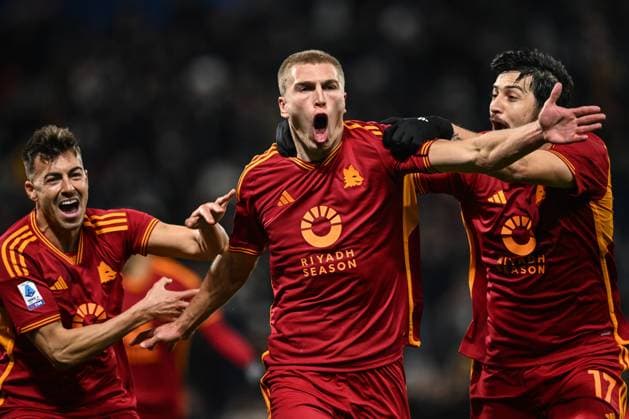 Sport Themen der Woche KW48 Sport Bilder des Tages Mg Reggio Emilia 03 12 2023 - campionato di calcio serie A Sassuolo-Roma foto Matteo Gribaudi Image nella foto: esultanza gol Rasmus Kristensen 