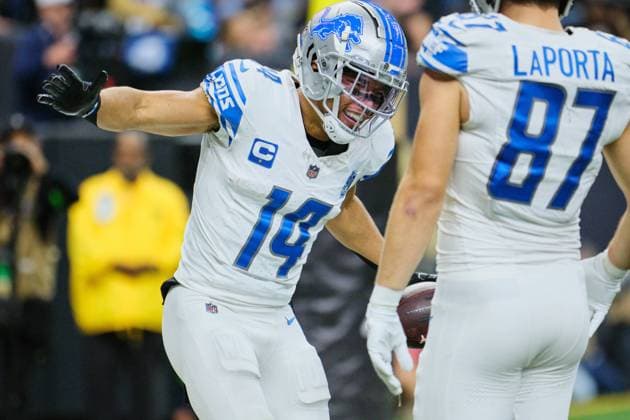 Sport Themen der Woche KW48 December 3, 2023, NEW ORLEANS, LOUISIANA, U.S: (left to right) Detroit Lions wide receiver Amon-Ra St. Brown celebrates with Detroit Lions tight end Sam LaPorta after Brown scored a touchdown against the New Orleans Saints in an NFL, American Football Herren, USA regular season game in New Orleans, Louisiana USA on December 3, 2023. The Lions beat the Saints 33-28. NEW ORLEANS U.S. - ZUMAa14_ 20231203_zaf_a14_021 Copyright: xDanxAndersonx