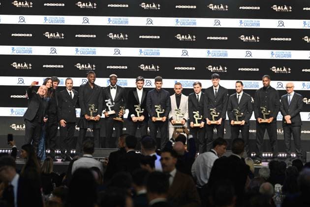 Milan, Gran gala del calcio - AIC awards ceremony In the photo: Rafael Leao, Victor Osimhen, Khvicha Kvaraskhelia, Alessandro Bastoni, Giovanni Di Lorenzo, Stanislav Lobotka, Hakan Calhanoglu, Nicolo Barella, Maika Maignan  Copyright: xManuelexMangiarottix xipa-agencyx xMangiarotti Terenghix 0371727363st