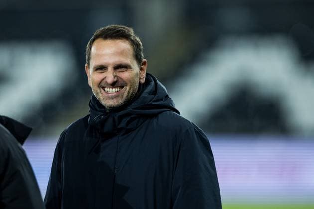 UEFA Womens Nations League Wales Germany 05 12 2023 Panagiotis Joti Chatzialexiou Germany, Sporting Director National Teams laughs during the pitch inspection UEFA Womens Nations League, Wales Germany, Swansea, Swansea Stadium on 05 12 2023 Copyright: xBEAUTIFULxSPORTS Wunderlx