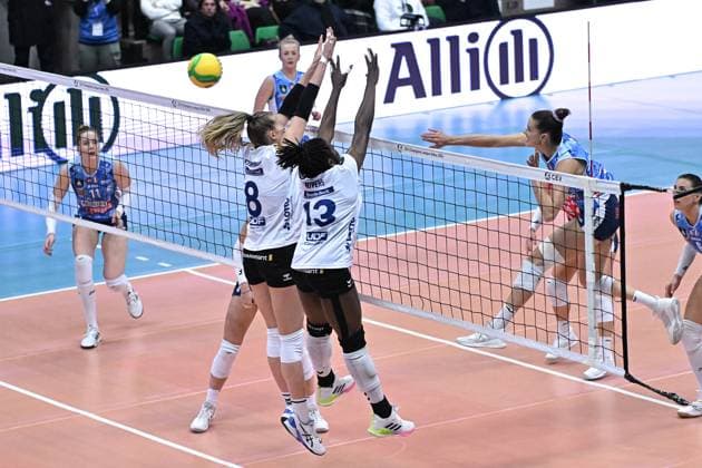 Spike of Robinson Cook Kelsey (Antonio Carraro Imoco Volley) during Antonio Carraro Imoco Conegliano vs Allianz MTV Stuttgart, CEV Champions League Women volleyball match in Treviso, Italy, December 05 2023  Copyright: xDuilioxDellaxLibera IPAxSportx x xx IPA_42039662 IPA_Agency_IPA42039662
