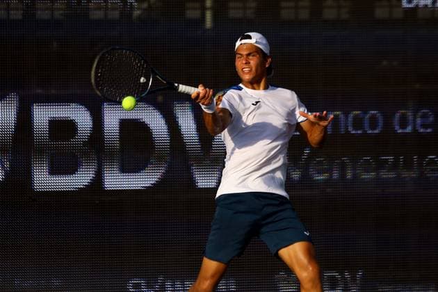 December 5, 2023, Puerto Cabello, Carabobo, Venezuela: December 05, 2023. Ignacio Parisca, From Venezula, during the match in the Dracula Open international tennis tournament in the city of Puerto Cabello, Venezuela. Photo: Puerto Cabello Venezuela - ZUMAhe3_ 0372149477st Copyright: xJuanxCarlosxHernandezx