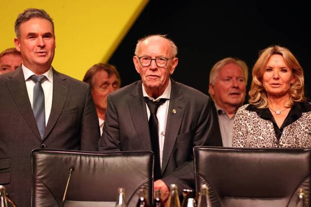 Football: Wolfgang Paul has died