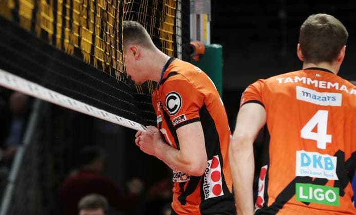 Marek Sotola disappointed after missing out on a point Disappointment Sport Volleyball DVV Cup semi-final mens season 2023 2024 06 12 2023 BR Volleys Berlin BRV vs SVG Lüneburg