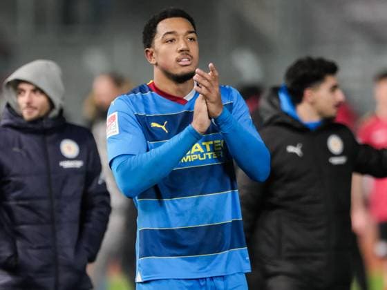 Anton Donkor Eintracht Braunschweig 19 is happy about victory, GER, SV Wehen Wiesbaden vs Eintracht Braunschweig, Football, 2 Bundesliga, Matchday 16, Season 2023 2024, 08 12 2023 DFL REGULATIONS PROHIBIT ANY USE OF PHOTOGRAPHS AS IMAGE SEQUENCES AND OR QUASI VIDEO GER, SV Wehen Wiesbaden vs Eintracht Braunschweig, Football, 2 Bundesliga, Matchday 16, Season 2023 2024, 08 12 2023 Wiesbaden Copyright: xEibner-Pressefoto FlorianxWieganx EP_FWD