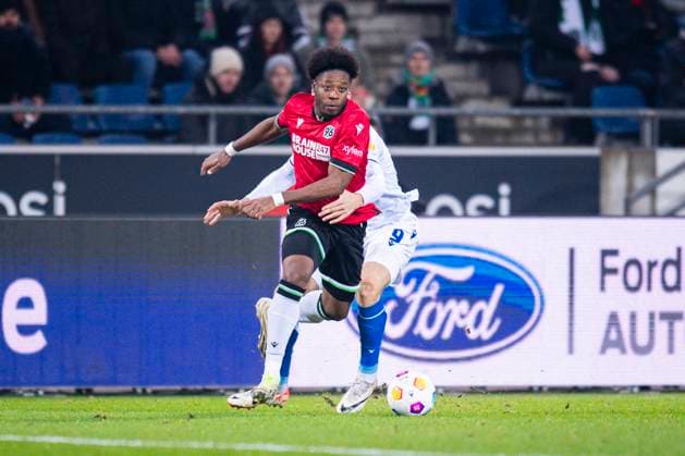 08 12 2023 Soccer, 2023 2024, 2 Bundesliga, Matchday 16, Hannover 96 Karlsruher SC L R Bright Arrey Mbi Hannover , Igor Matanovic Karlsruhe DFL REGULATIONS PROHIBIT ANY USE OF PHOTOGRAPHS AS IMAGE SEQUENCES AND OR QUASI VIDEO Hannover Lower Saxony Germany Heinz von Heiden Arena