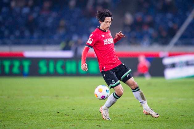 08 12 2023 Soccer, 2023 2024, 2 Bundesliga, Matchday 16, Hannover 96 Karlsruher SC Sei Muroya Hannover DFL REGULATIONS PROHIBIT ANY USE OF PHOTOGRAPHS AS IMAGE SEQUENCES AND OR QUASI VIDEO Hannover Lower Saxony Germany Heinz von Heiden Arena