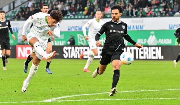 09 12 2023 Soccer Season 2023 2024 2 Soccer Bundesliga 16 Matchday SpVgg Greuther Fürth Kleeblatt 1 FC Magdeburg FCM Sportfoto Zink xwoxzix DFL regulations prohibit any use of photographs as image sequences and or quasi video only for editorial use Armindo Sieb 30, SpVgg Greuther Fürth Herbert Bockhorn 7, FC Magdeburg