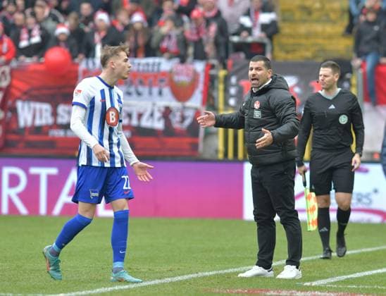 Soccer 2 Bundesliga Season 2023 24 Kaiserslautern Fritz Walter Stadion 09 12 2023 1 FC Kaiserslautern fck Hertha BSC Berlin b Coach Dimitrios GRAMMOZIS 1 FC Kaiserslautern Soccer 2 Bundesliga 1 FC Kaiserslautern