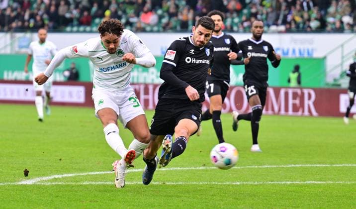 09 12 2023 Soccer Season 2023 2024 2 Soccer Bundesliga 16 Matchday SpVgg Greuther Fürth Kleeblatt 1 FC Magdeburg FCM Sportfoto Zink xwoxzix DFL regulations prohibit any use of photographs as image sequences and or quasi video only for editorial use Armindo Sieb 30, SpVgg Greuther Fürth Cristiano Piccini 2, 1 FC Magdeburg
